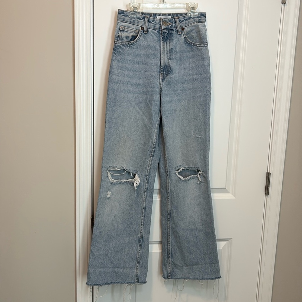 Zara TRF Light Blue Distressed Wide Leg Jeans
Discontinued style! - Picture 2 of 9